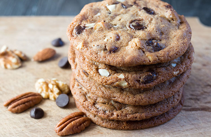 Easy Nutty Chocolate Chip Cookies: Achieve Perfect Crispy & Chewy Texture